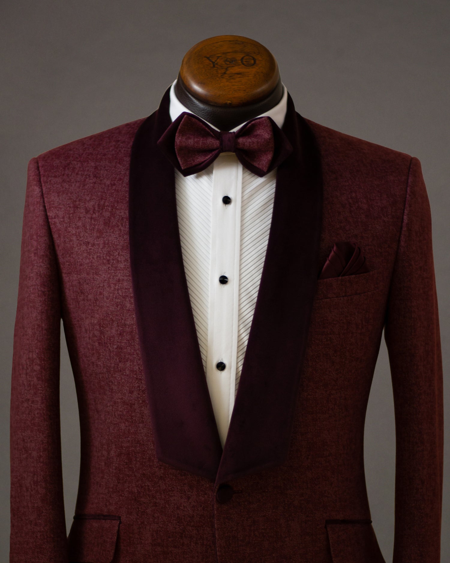 Vino Tuxedo – Y&O-Bespoke